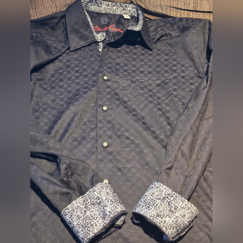 Robert Graham Black Subtle Pattern Button-Down Shirt - Picture 10 of 11